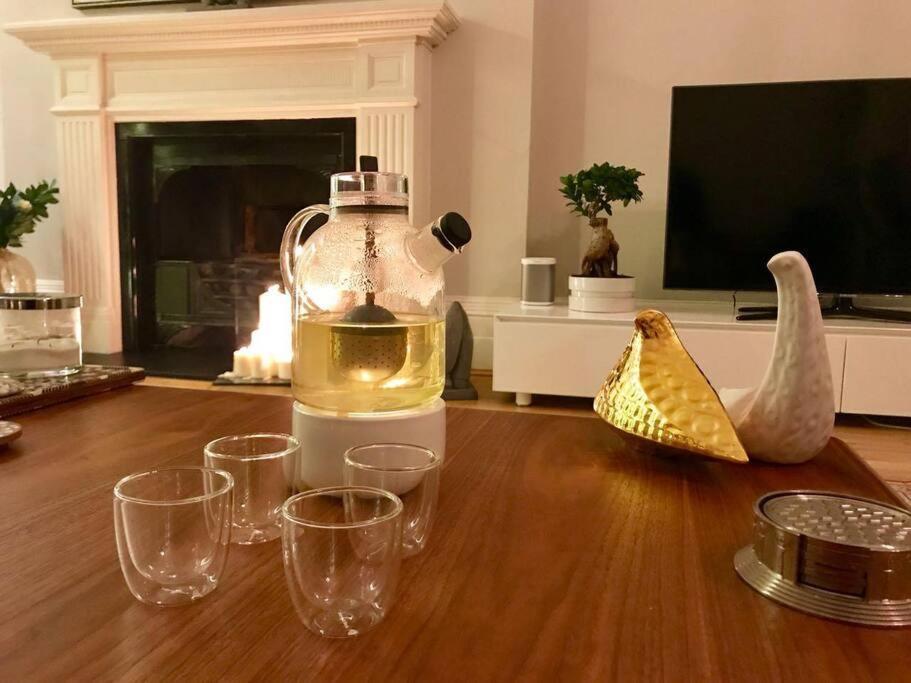 Stunning 2 Bed/2Bath Flat In Heart Of Kensington Διαμέρισμα Λονδίνο Εξωτερικό φωτογραφία