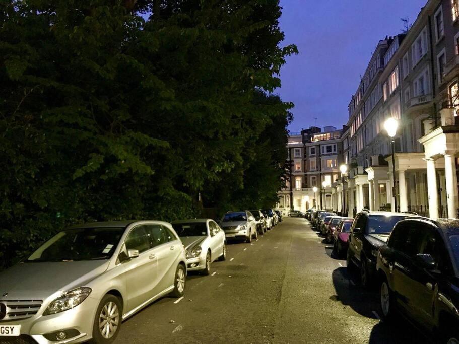 Stunning 2 Bed/2Bath Flat In Heart Of Kensington Διαμέρισμα Λονδίνο Εξωτερικό φωτογραφία