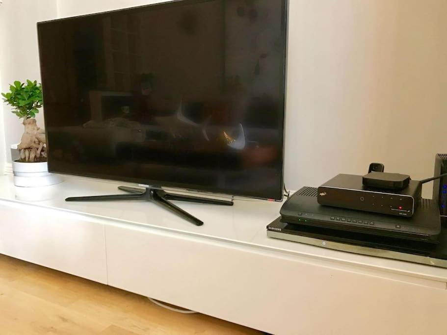 Stunning 2 Bed/2Bath Flat In Heart Of Kensington Διαμέρισμα Λονδίνο Εξωτερικό φωτογραφία