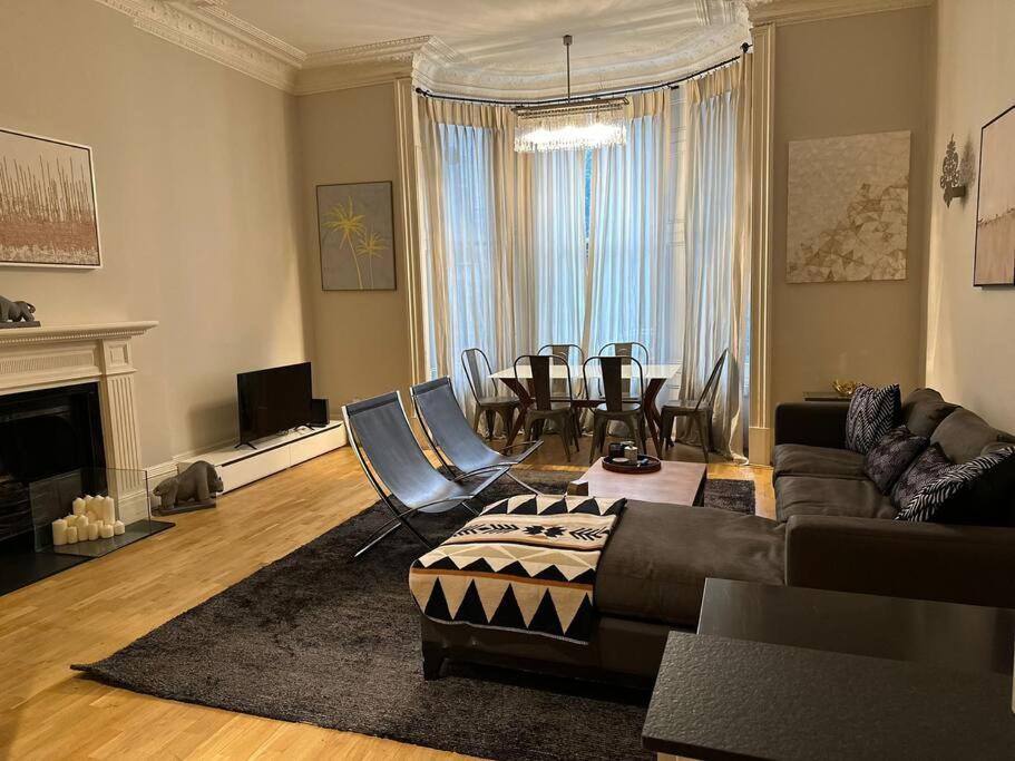 Stunning 2 Bed/2Bath Flat In Heart Of Kensington Διαμέρισμα Λονδίνο Εξωτερικό φωτογραφία